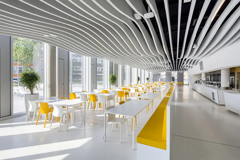 9 Reasons to Choose an Aluminum Ceiling System